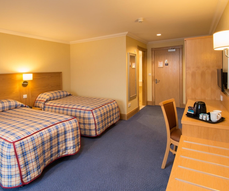 Spacious double rooms when staying in a Lochs &amp; Glens coach tours hotel